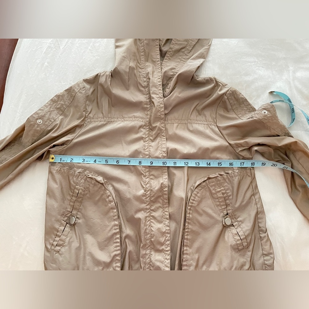 Bellvilles Jacket - Picture 7 of 9